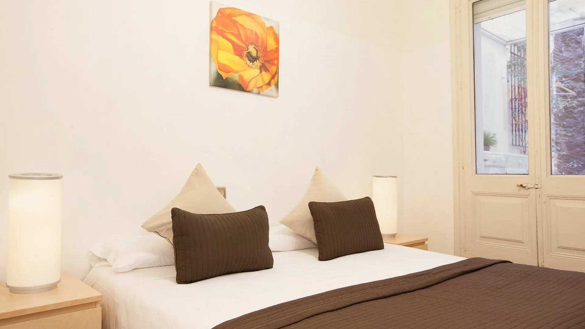Rent Top Apartments Las Ramblas Barcelona