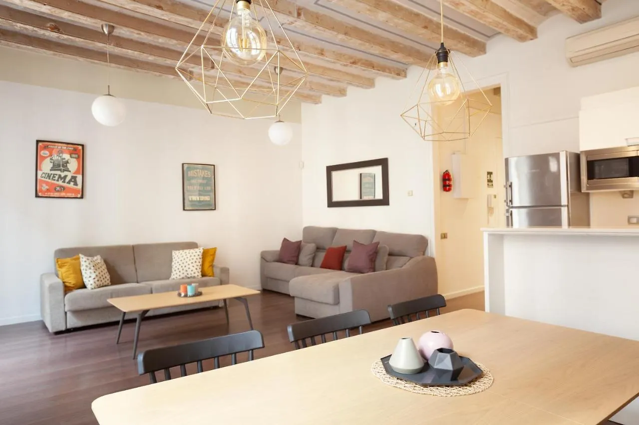 Rent Top Apartments Las Ramblas バルセロナ